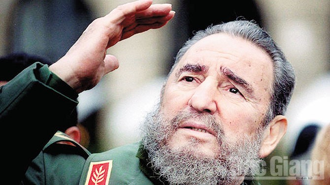 Fidel Castro - lãnh tụ huyền thoại, người bạn lớn của nhân dân Việt Nam