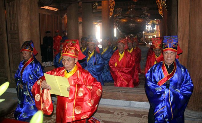 Lễ tế mở cửa đền Xương Giang