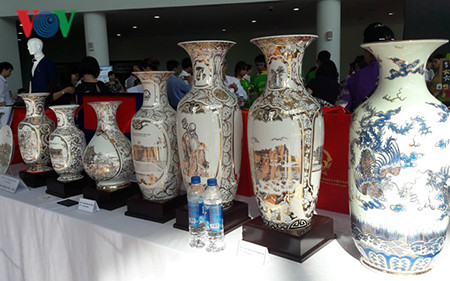 Độc đáo sản phẩm lưu niệm du lịch và quà tặng APEC 2017
