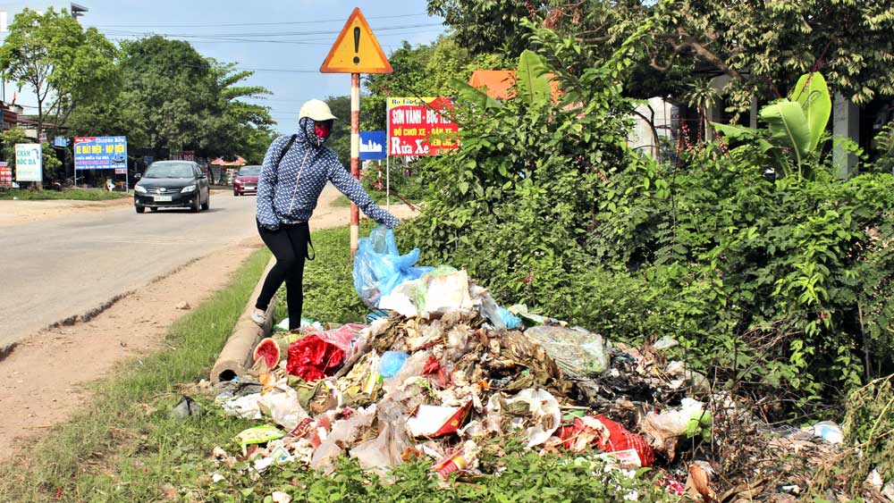 Chậm giải tỏa điểm tồn lưu rác