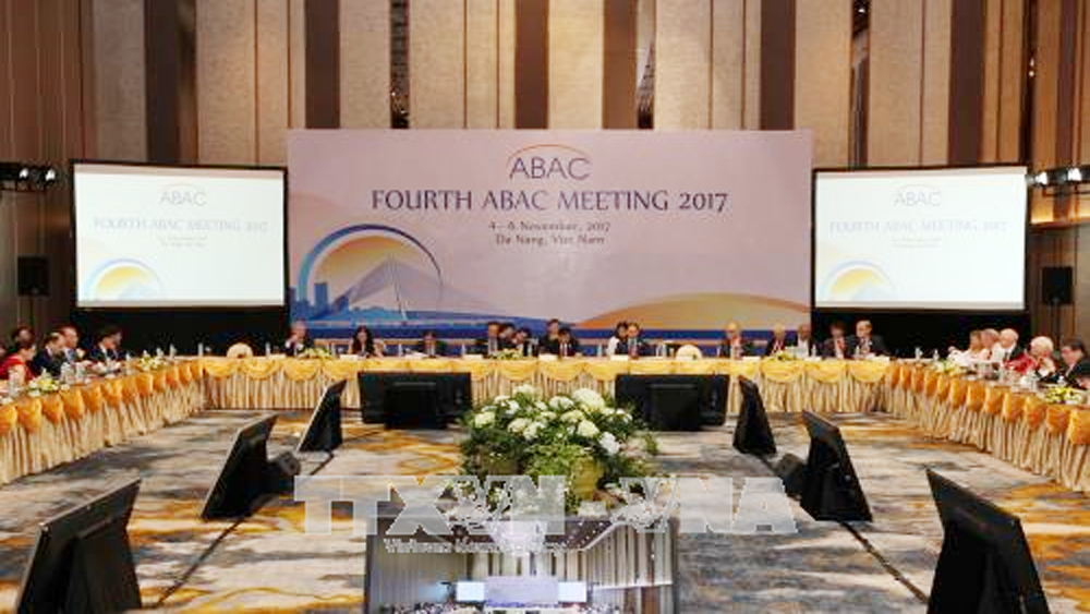 Phiên khai mạc toàn thể kỳ họp lần thứ 4, Hội đồng tư vấn kinh doanh APEC