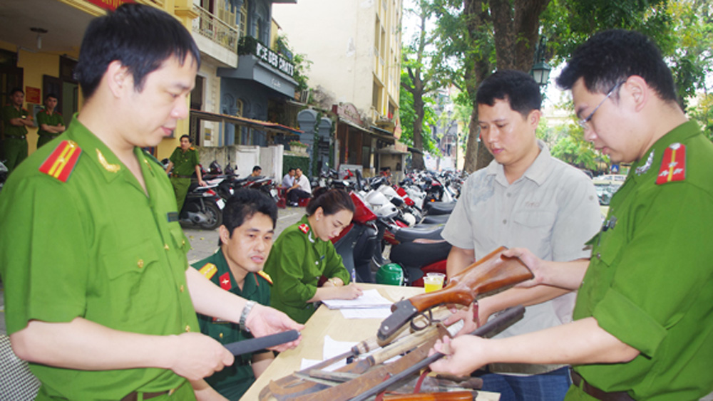 Thu hồi nhiều vũ khí, vật liệu nổ