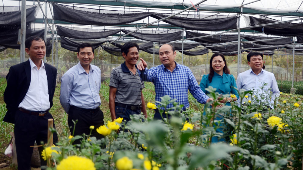 Chủ tịch UBND tỉnh Nguyễn Văn Linh kiểm tra tình hình KT- XH tại huyện Lạng Giang