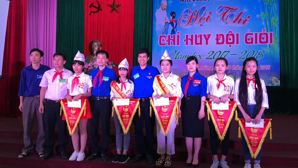 Thi “Chỉ huy Đội giỏi” năm học 2017-2018