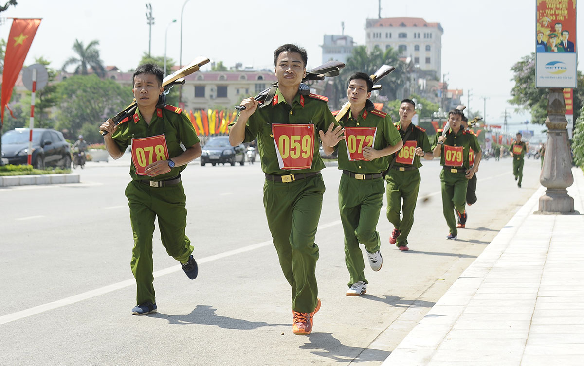 Rèn luyện đáp ứng nhu cầu nhiệm vụ