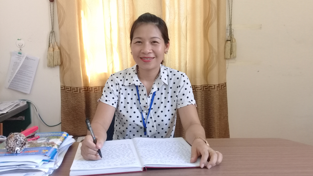 Đồng chí Hoàng Thị Hồng Vân: 10 năm gắn bó với công tác tuyên giáo cơ sở