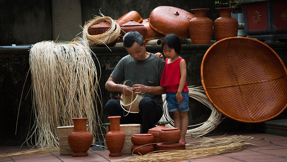 Nghệ nhân làng nghề