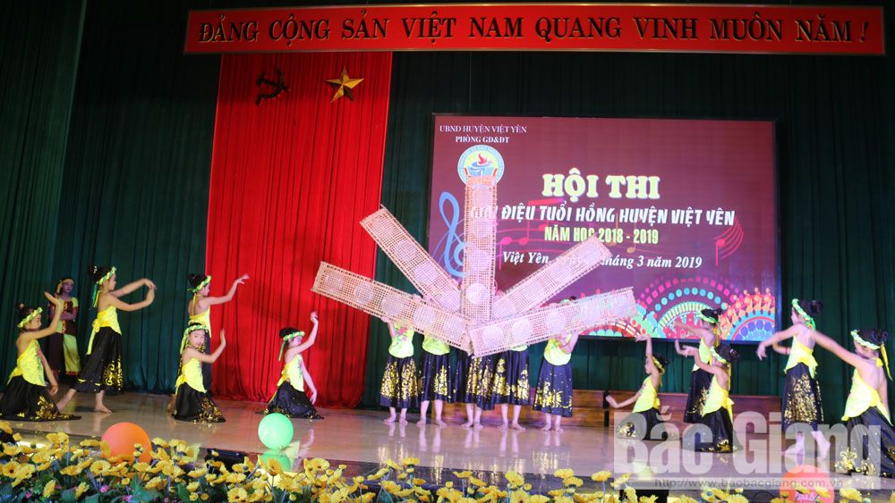 Hội thi giai điệu tuổi hồng huyện Việt Yên