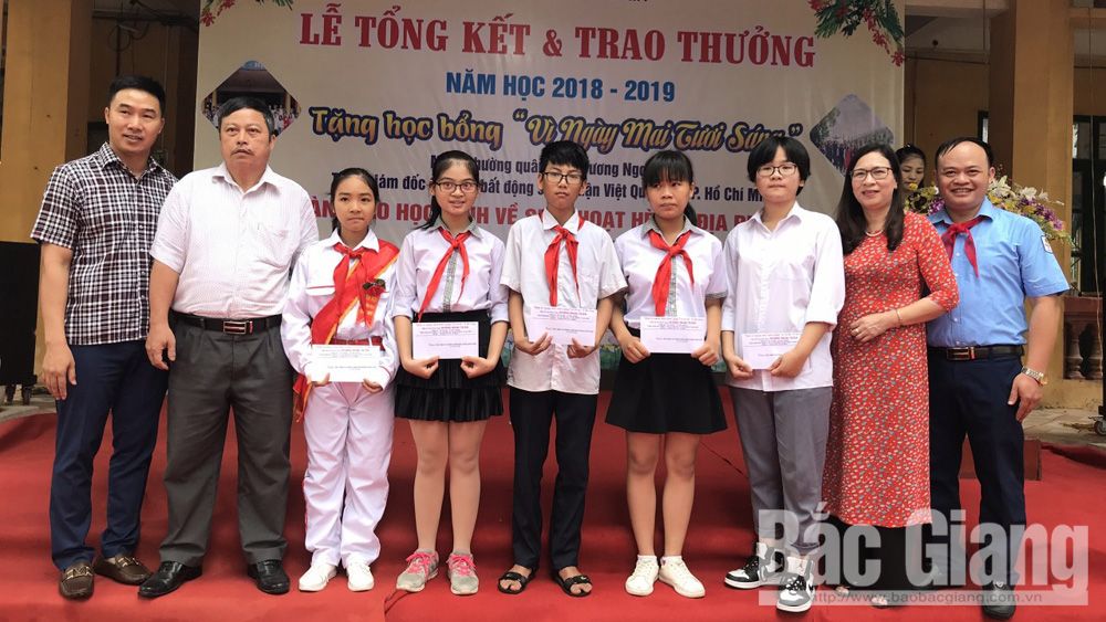 TP Bắc Giang: Doanh nghiệp Thuận Việt ủng hộ 1 tỷ đồng cho quỹ khuyến học xã Tân Mỹ