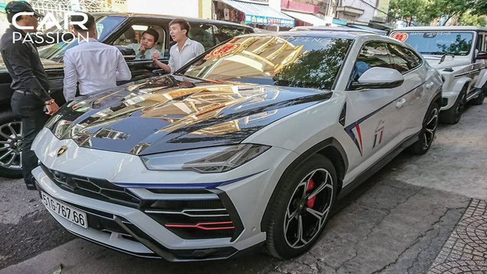 Lamborghini Urus độ Mansory độc nhất của Minh nhựa