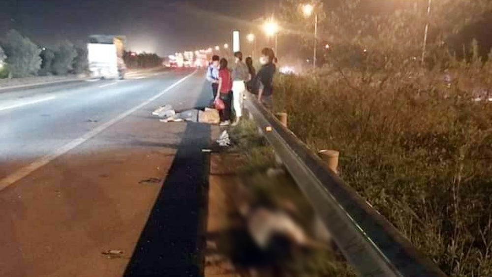 Doanh nghiệp hỗ trợ gia đình ba nữ công nhân thương vong do tai nạn trên cao tốc Hà Nội - Bắc Giang