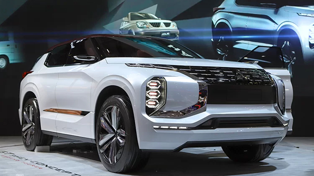 Mitsubishi GT-PHEV Concept - xe tương lai chào khách Việt