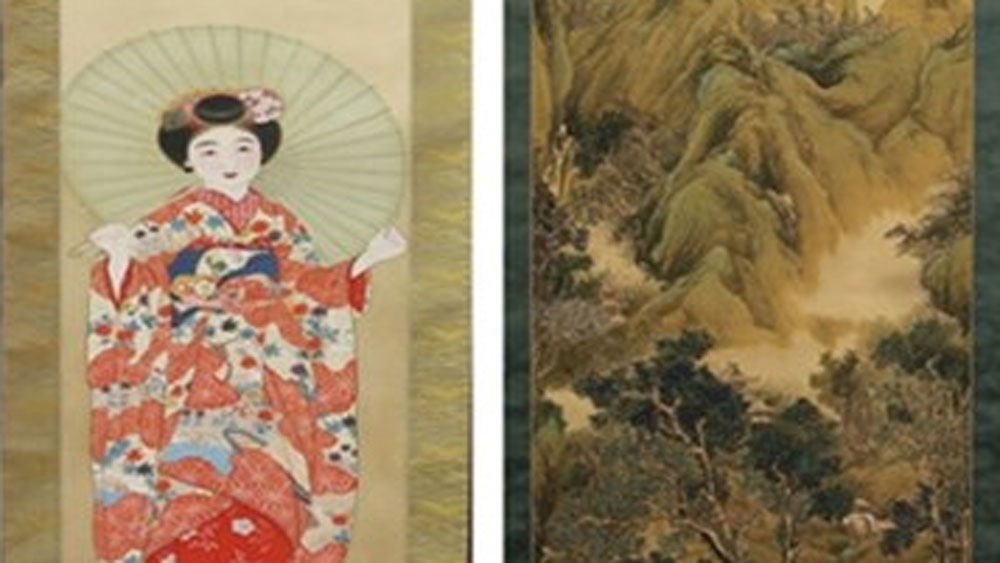 Vietnam receives precious paintings from Japan