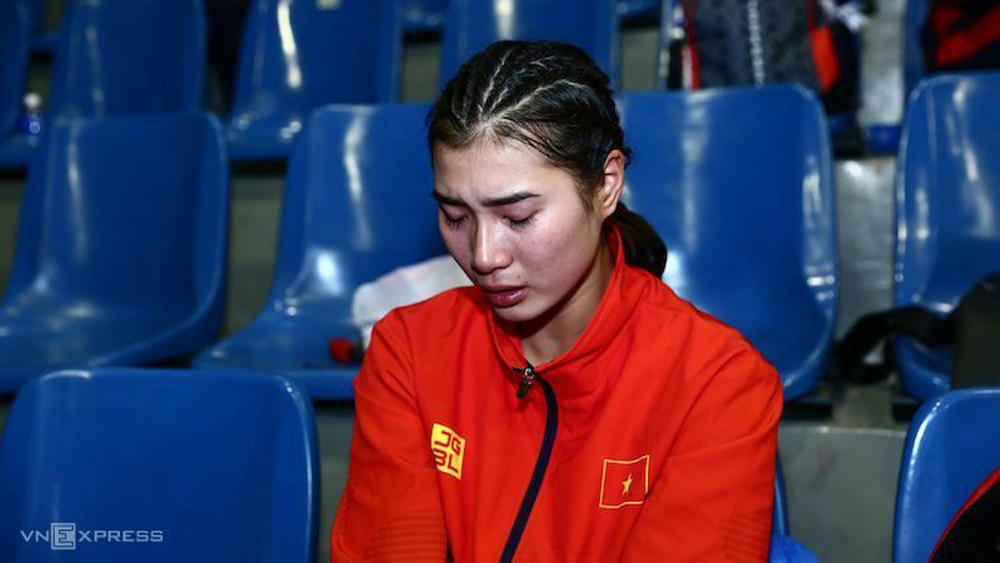 Võ sĩ Việt Nam bật khóc vì bị xử ép ở SEA Games