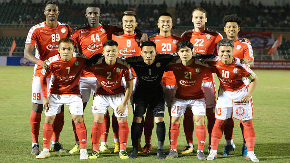 Các đội bóng Việt Nam vẫn phải thi đấu dù dịch Corona lây lan
