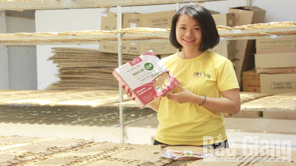 Chị Lê Hồng Vân: Bỏ lương nghìn đô về khởi nghiệp với bánh đa