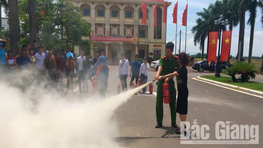 Lạng Giang (Bắc Giang): Hơn 130 người được tập huấn công tác phòng cháy, chữa cháy