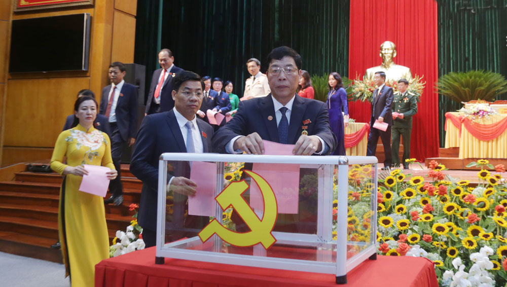 51 đồng chí trúng cử Ban Chấp hành Đảng bộ tỉnh Bắc Giang khóa XIX