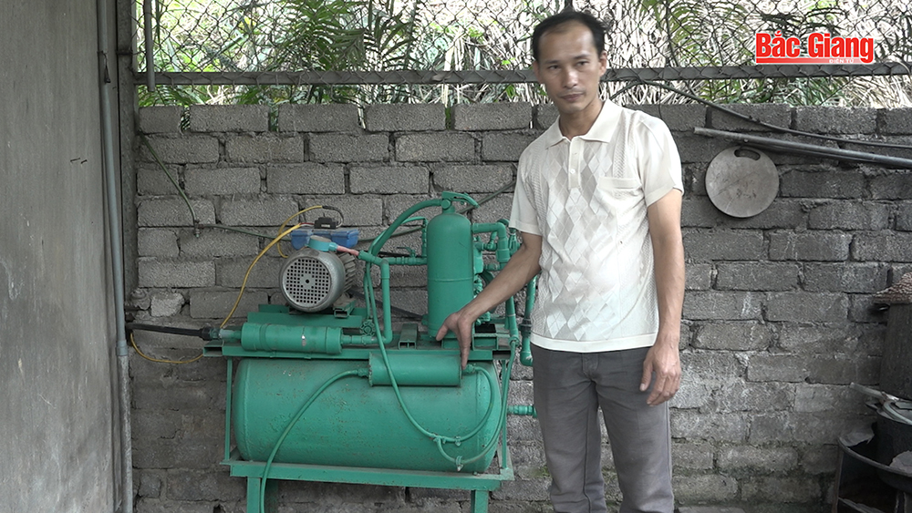 Môi trường xanh, sạch nhờ “Máy tăng áp và lọc mùi khí biogas”