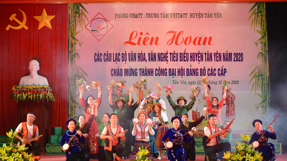 Liên hoan các câu lạc bộ văn hóa, văn nghệ tiêu biểu huyện Tân Yên