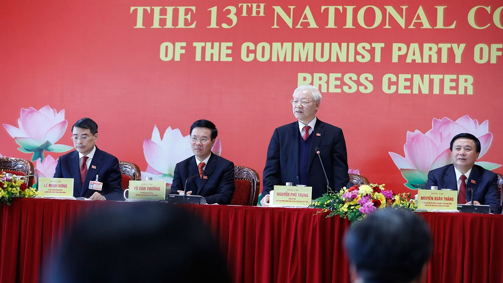 Tổng Bí thư, Chủ tịch nước Nguyễn Phú Trọng chủ trì buổi họp báo sau Đại hội