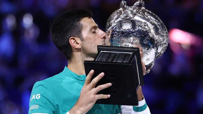 Novak Djokovic lần thứ 9 vô địch Australian Open