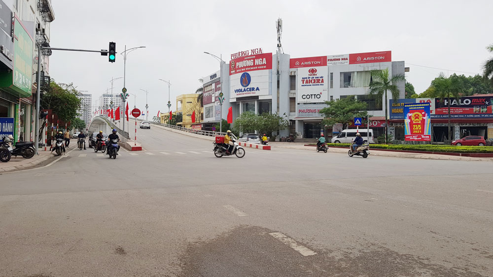 TP Bắc Giang: Mất an toàn giao thông tại các cầu vượt, cơ quan chức năng nói gì?