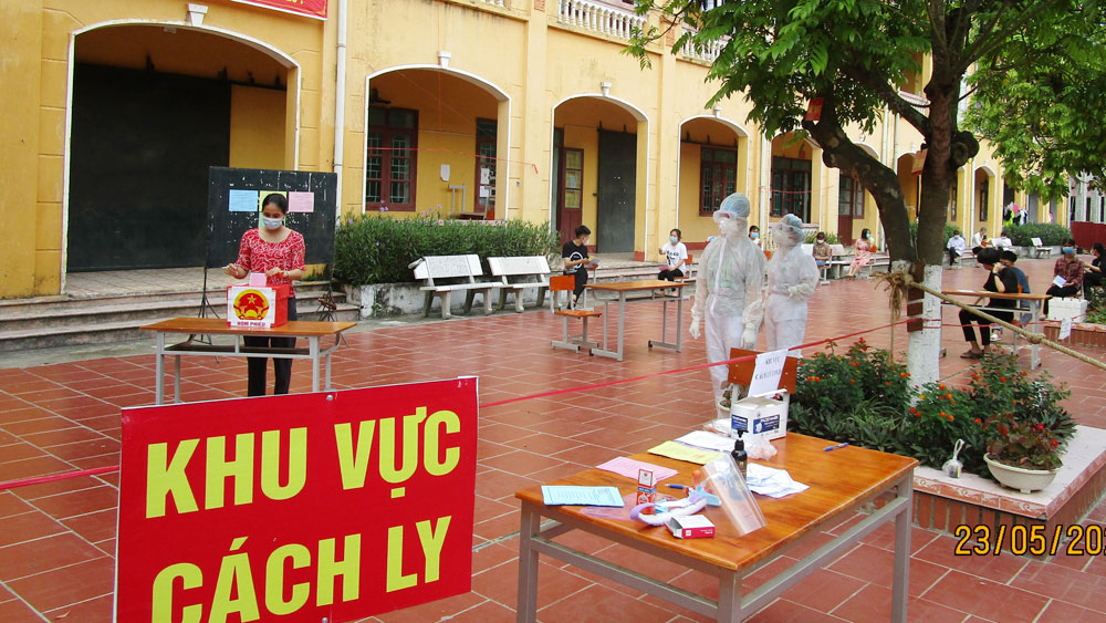 Bắc Giang: Đến 11 giờ ngày 23/5, cử tri đi bầu cử đạt 53,3%