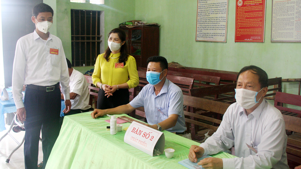 Phó Chủ tịch Thường trực HĐND tỉnh Lâm Thị Hương Thành: Thực hiện nghiêm quy định về phòng dịch trong bầu cử