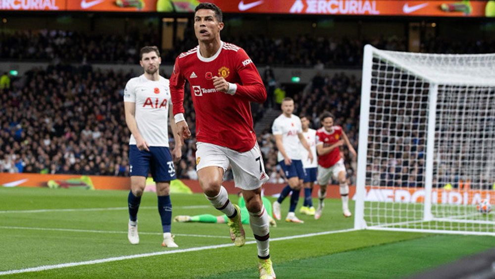 Man Utd thắng đậm Tottenham ở vòng 10 Ngoại hạng Anh