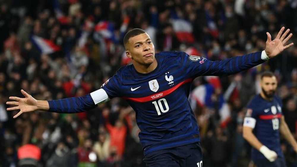 Mbappe ghi bốn bàn, đưa Pháp tới World Cup