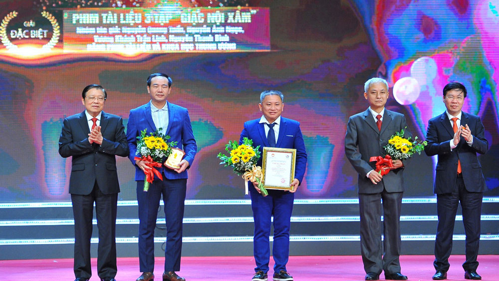 Báo Bắc Giang có tác phẩm đoạt giải C “Giải báo chí toàn quốc phòng, chống tham nhũng, tiêu cực” năm 2020-2021