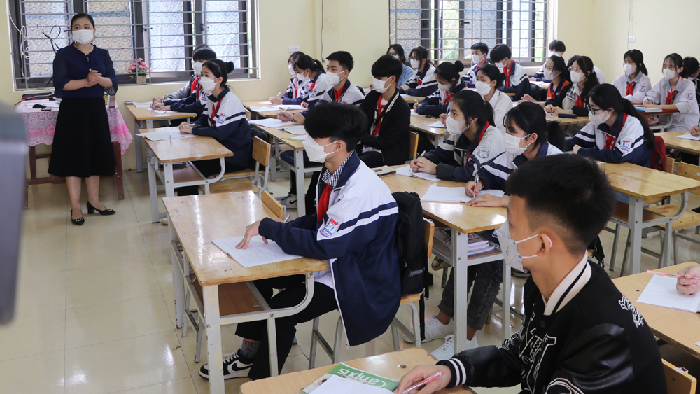 Chi bộ Trường THCS Thanh Hải: Đảng viên nêu gương thực hiện nhiệm vụ chuyên môn