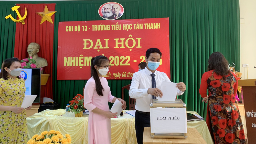 Hai điểm nhấn qua đại hội chi bộ trực thuộc đảng ủy cơ sở ở Lạng Giang