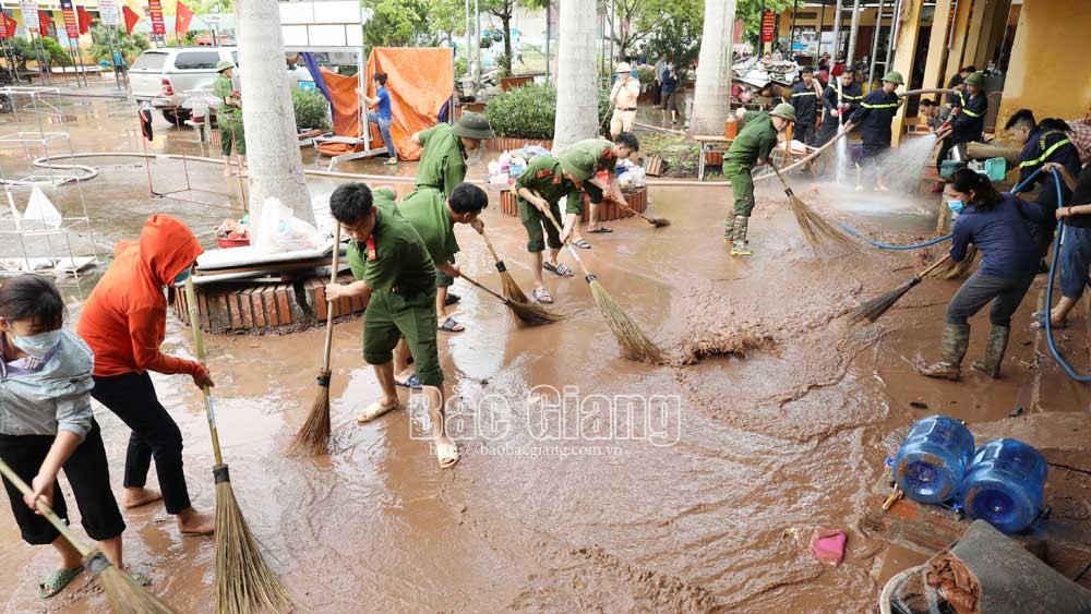 Lục Ngạn: Nhanh chóng ổn định đời sống, sản xuất sau mưa lũ