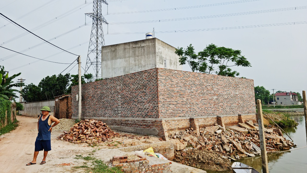 Xã Bắc Lý: Buộc công dân khắc phục hậu quả việc xây dựng công trình trái phép