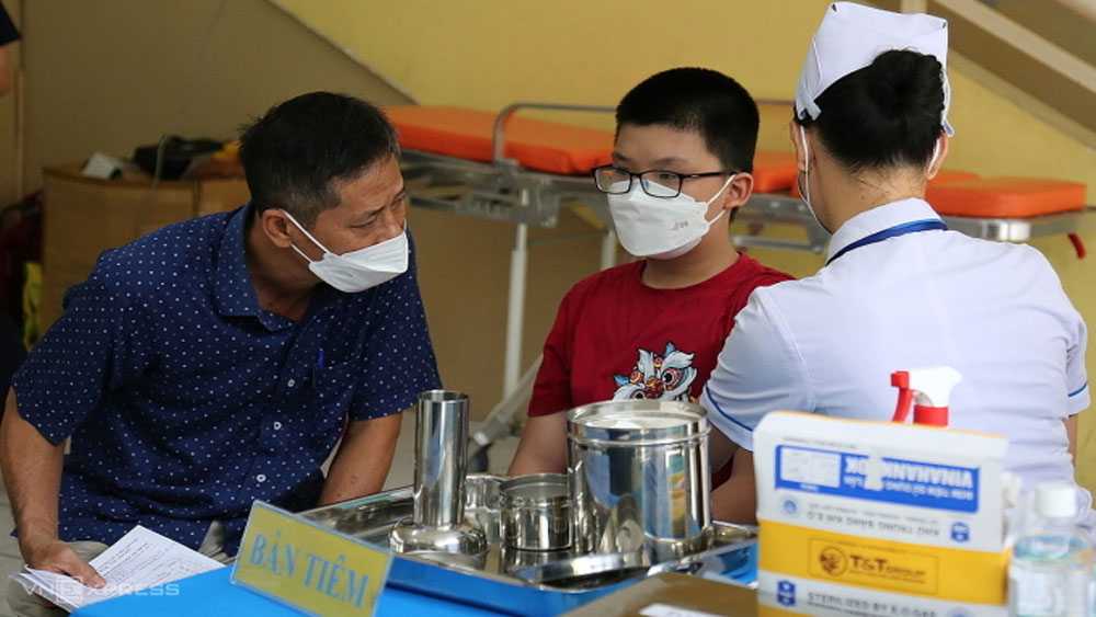 Hơn 7 triệu liều vaccine trẻ em về Việt Nam