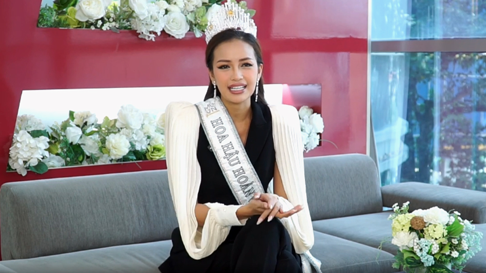 Miss Universe Vietnam 2022 - Ngọc Châu: Chỉ có mẹ mới có thể làm tôi khóc
