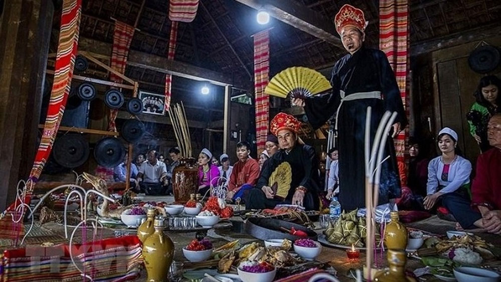 Safeguarding unique cultural value of ‘Mo Muong’
