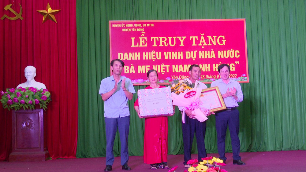 Truy tặng danh hiệu “Bà mẹ Việt Nam Anh hùng” cho mẹ Dương Thị Nức