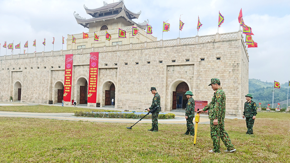Bộ CHQS tỉnh Bắc Giang triển khai các phương án bảo vệ Lễ khai hội xuân và Tuần Văn hóa - Du lịch
