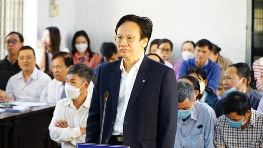 Tuyên án sơ thẩm vụ án sai phạm trong đấu thầu thuốc tại Sở Y tế tỉnh Đắk Lắk
