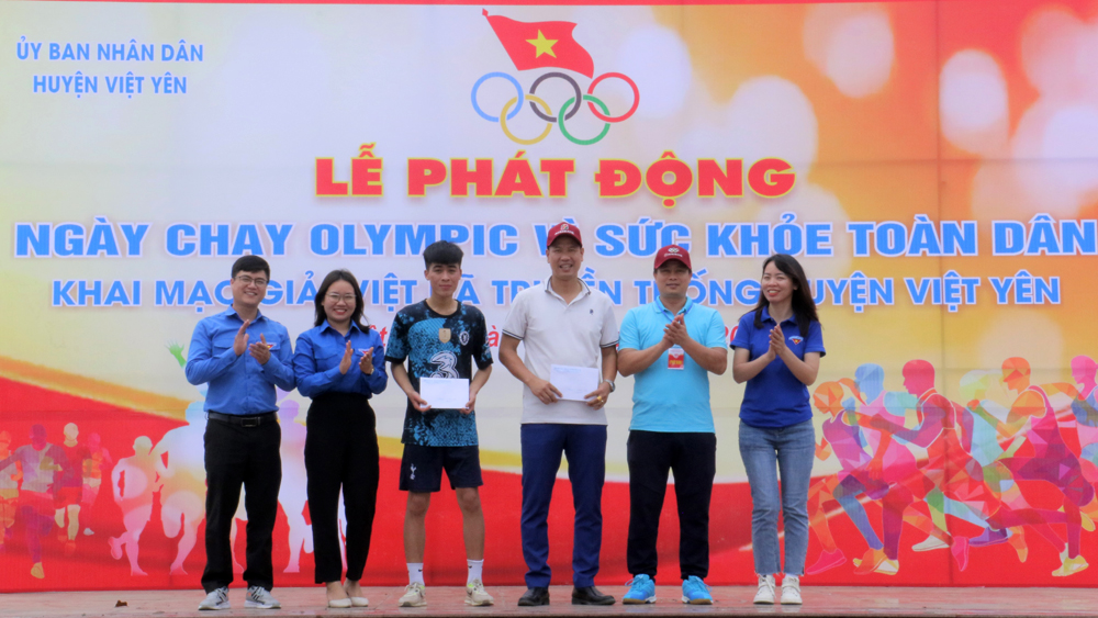 Việt Yên: Hơn 600 người hưởng ứng Ngày chạy Olympic vì sức khỏe toàn dân
