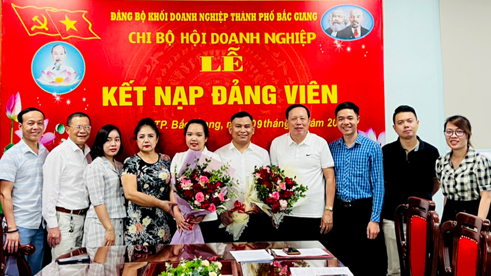TP Bắc Giang: Phát triển Đảng trong doanh nghiệp tư nhân