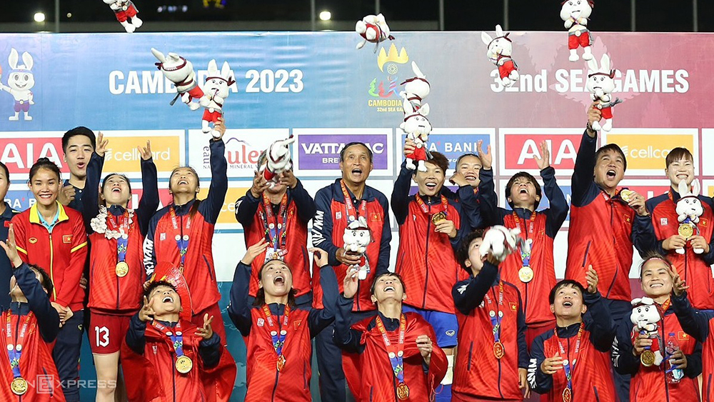 Đội tuyển nữ Việt Nam nhận 3,8 tỷ đồng tiền thưởng