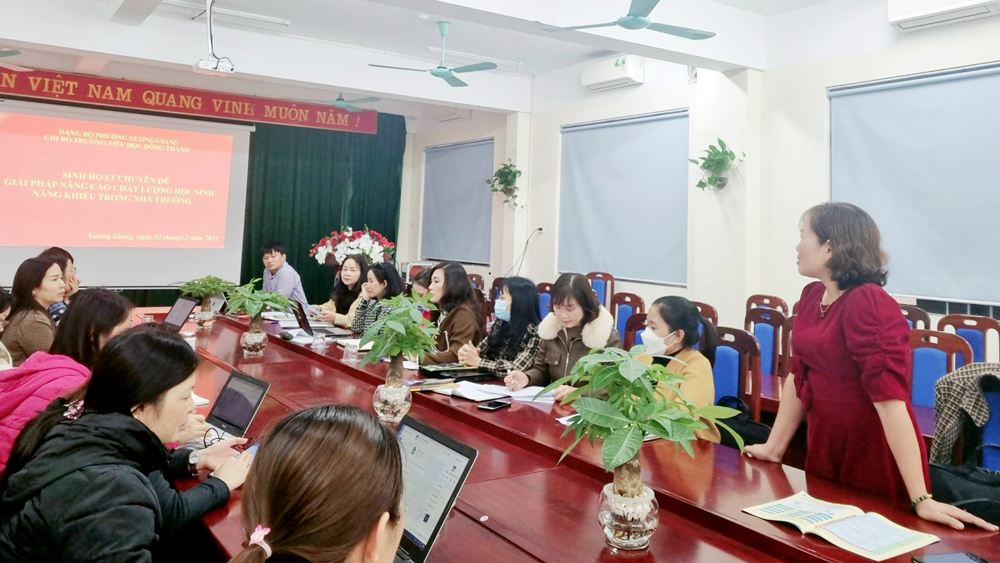 TP Bắc Giang: Quan tâm sàng lọc, nâng cao chất lượng đảng viên