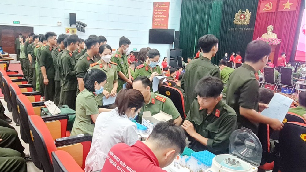 Cán bộ, chiến sĩ Công an tỉnh Bắc Giang hiến 314 đơn vị máu
