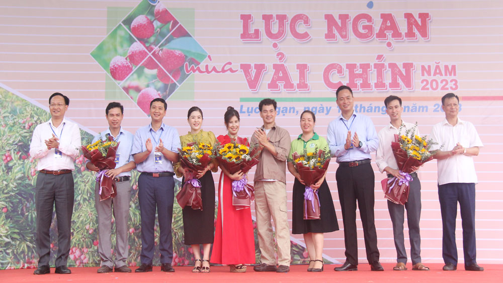 Bắc Giang: Khai mạc Chương trình du lịch “Lục Ngạn mùa vải chín”
