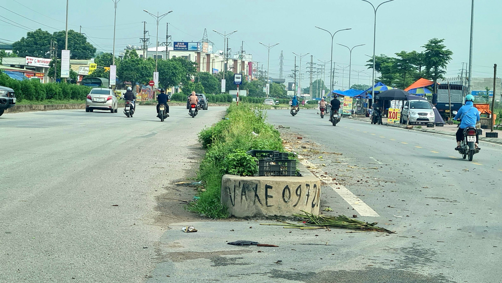 Bắc Giang: Không để tái diễn tình trạng họp chợ trên đường tỉnh 398