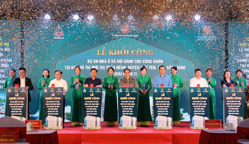 PM attends ground-breaking ceremony for worker housing project in Bac Giang